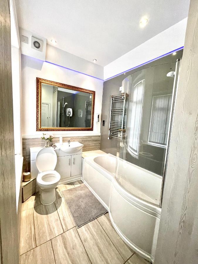 Large Luxury Apartment Blackpool Dış mekan fotoğraf
